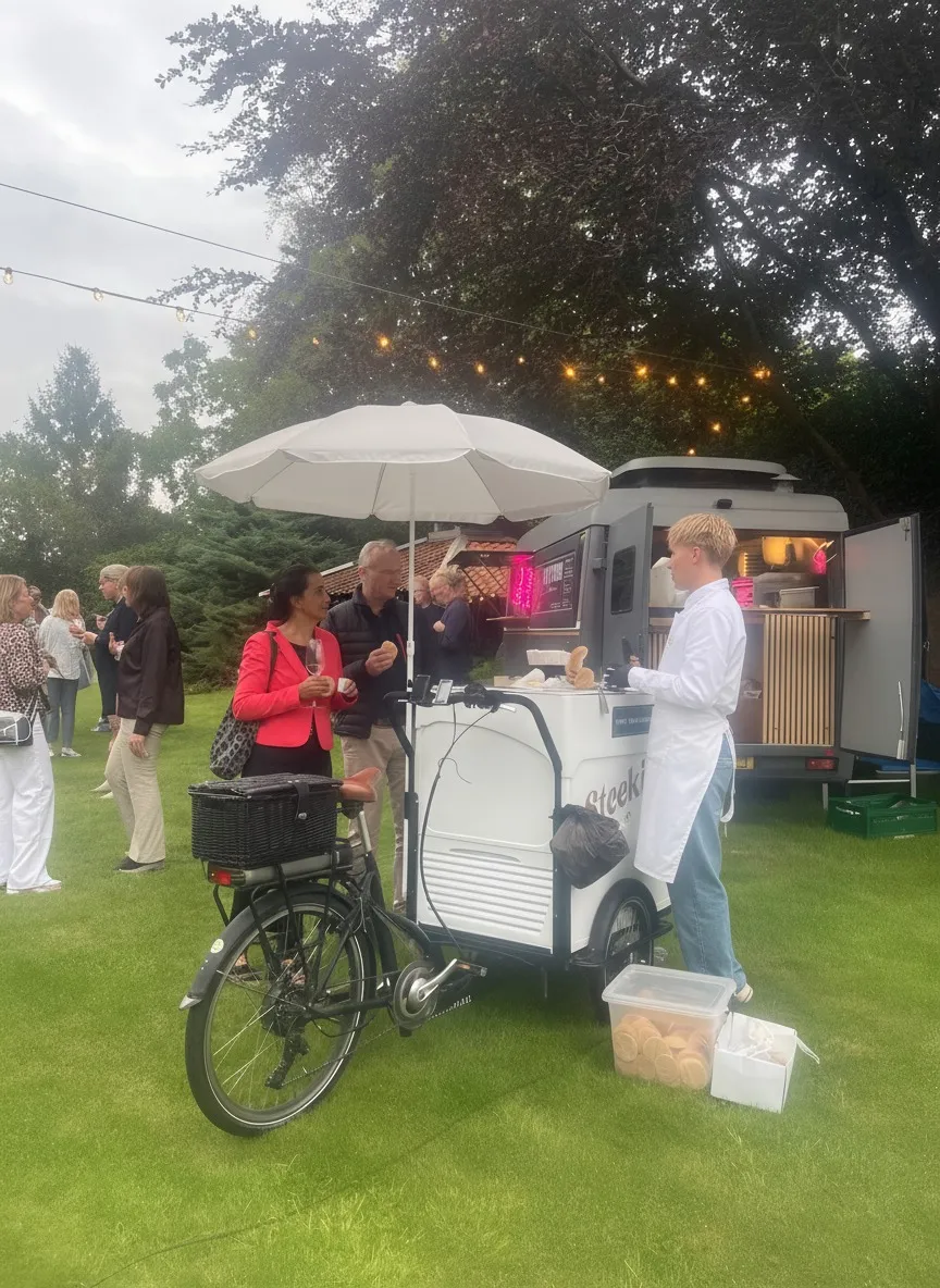 Ijskar huren voor uw feest, maak uw feest compleet. In Noord-Nederland