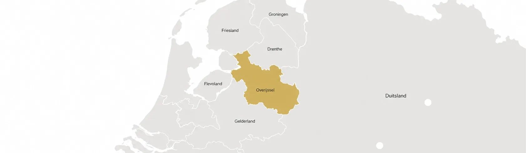 Kaart van de provincie overijssel in Nederland, weergegeven in goudbruin met omliggende provincies en Duitsland in grijs.